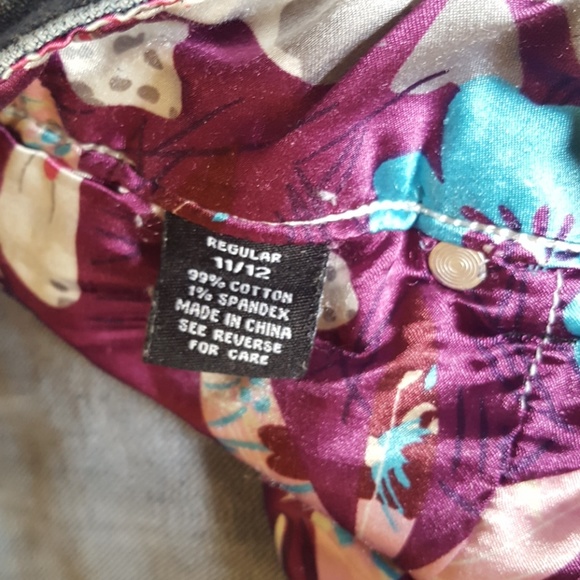 Premiere jeans with silky floral patches - Picture 4 of 4